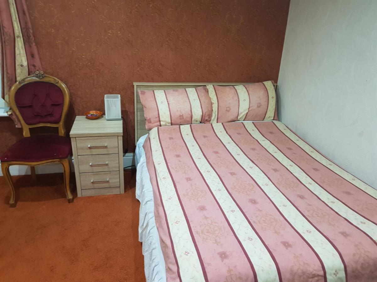 Double Room with Private Bathroom,1589131416:JPEG